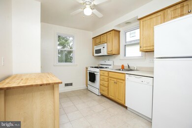 60 Oakway Rd, Lutherville Timonium, MD 21093 - photo 4