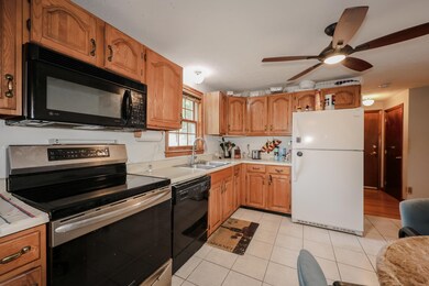 8 Overhill Ave, Nashua, NH 03064 - photo 4