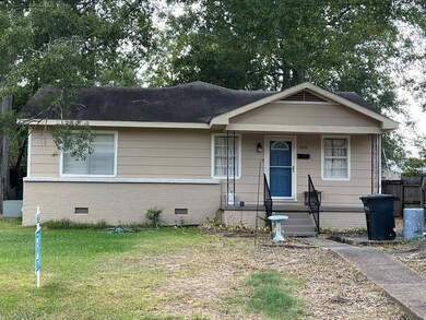 515 Hillcrest Ave, McComb, MS 39648 - photo 3