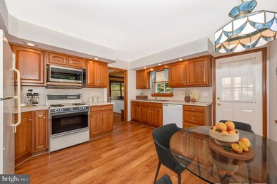 7208 E Sundown Ct, Frederick, MD 21702 - photo 5