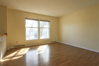 3906 Onawa Dr, Waterloo, IA 50701 - photo 3