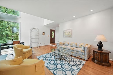 4871 Karls Gate Dr, Marietta, GA 30068 - photo 6