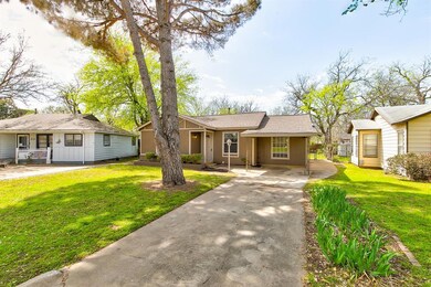 27 Donald Ct, Hurst, TX 76053 - photo 2