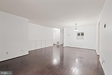 4209 Stockbridge Dr, Dumfries, VA 22025 - photo 7