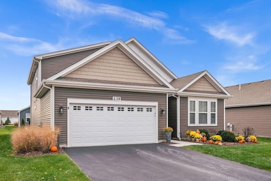 239 Durham St, North Aurora, IL 60542 - photo 4