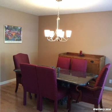 634 Valleywood Dr SE, Salem, OR 97306 - photo 4