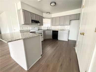 2839 Adrian Ave unit B, Springdale, AR 72764 - photo 2