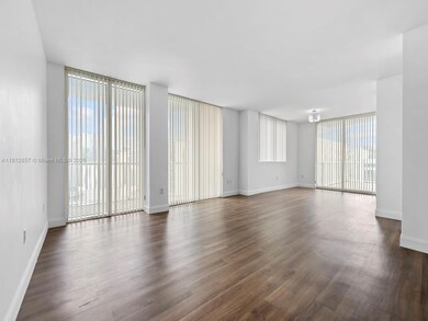 Vizcayne unit 3108, Miami, FL 33132 - photo 2