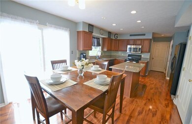 Eat-in-kitchen with access to deck