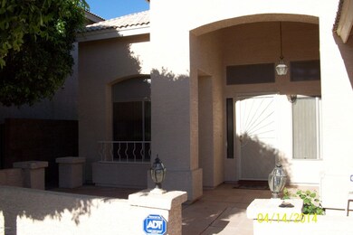 Butte Front Patio