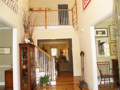 4887 Harvest Ln, Zionsville, PA 18092 - photo 3
