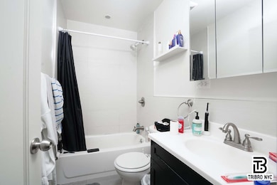 230 E 7th St unit 4-A, New York, NY 10009 - photo 6