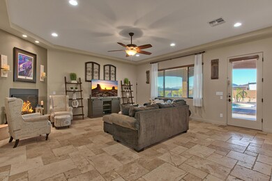 812 W Desert Ranch, Phoenix FR