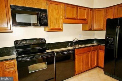 5715 Brewer House Cir unit 101IX, Rockville, MD 20852 - photo 6