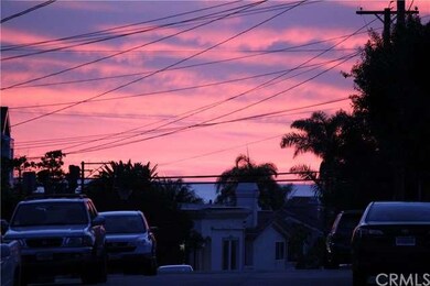 Yep. Gorgeous ocean peek and sunset views from the