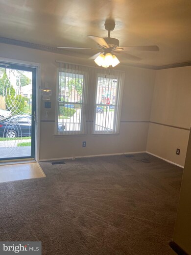 71 Cobber Ln, Baltimore, MD 21229 - photo 4