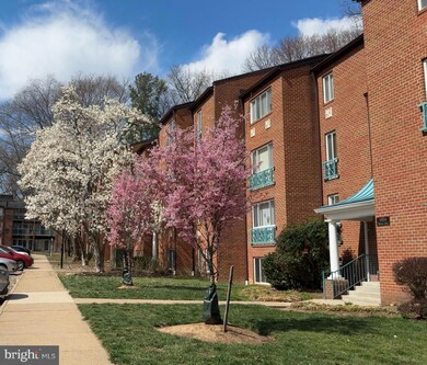 11804 Breton Ct unit 22C, Reston, VA 20191 - photo 3