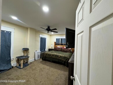 1906 S Wood St, Allentown, PA 18103 - photo 6