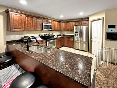 5804 Anna Ave, Williston, ND 58801 - photo 4