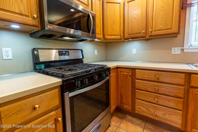 109 Little Spike Way, Scranton, PA 18504 - photo 5