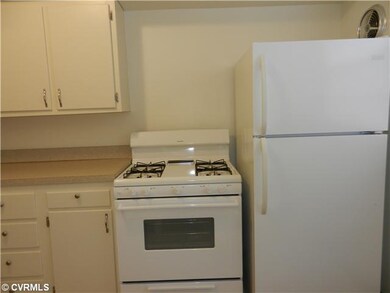 Kitchen - White Appliances