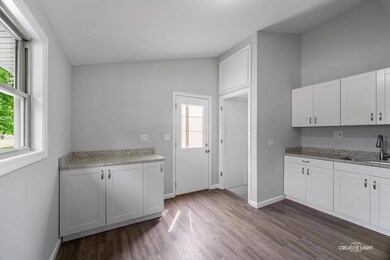 119 Siesta Rd, Carpentersville, IL 60110 - photo 5