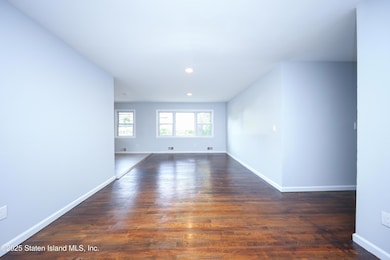 2 Remsen St, Staten Island, NY 10304 - photo 3