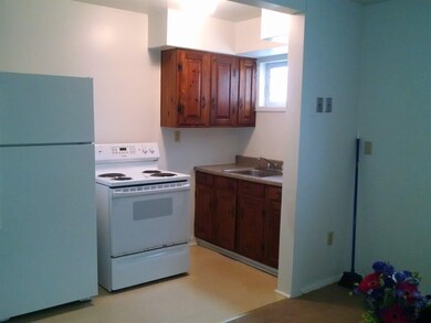 524 Maple Ave unit 7, Saratoga Springs, NY 12866 - photo 4