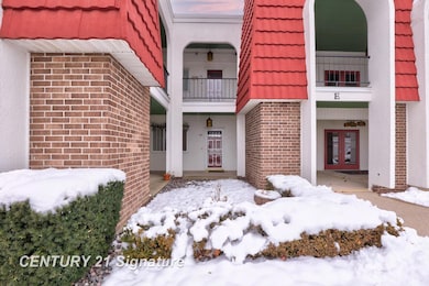 719 Kennely Rd unit E-69, Saginaw, MI 48609 - photo 2