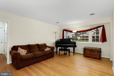 196 Dover Rd, Warrenton, VA 20186 - photo 4