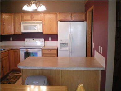 SPECIOUS STORAGE WITH EATING BAR KITCHEN TO HAVE T