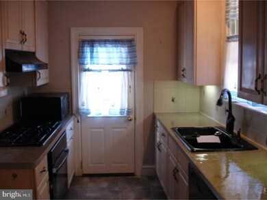 702 Bullock Ave, Lansdowne, PA 19050 - photo 4