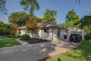 803 Cowan Ave, Shelbyville, TN 37160 - photo 7