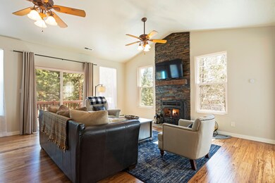 Sleeman-LivingFireplace