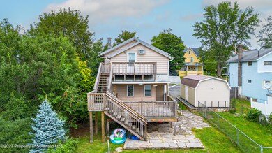 204 Cherry St, Dunmore, PA 18512 - photo 4