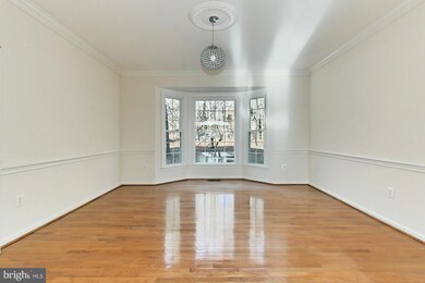 5270 Chandley Farm Cir, Centreville, VA 20120 - photo 5