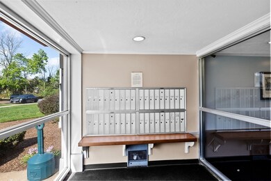 36 Greentree Ln unit 39, South Weymouth, MA 02190 - photo 4