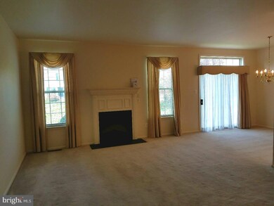 5072 Beacon Hill Ct, Doylestown, PA 18902 - photo 7