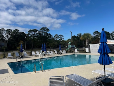 610 Royal Oak Blvd, Pass Christian, MS 39571 - photo 4