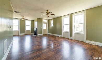 405 4th St, Lincoln, IL 62656 - photo 7