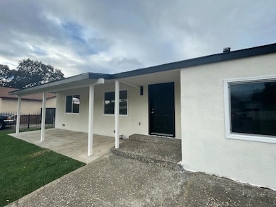 2421 Hackberry St, Stockton, CA 95205 - photo 3