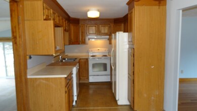 39 Jarr Brook Rd, Holliston, MA 01746 - photo 6