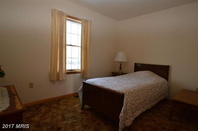 8 Kings Ct, Taneytown, MD 21787 - photo 7