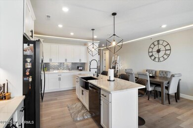 23-1055 Topsider Ln 212 - 23