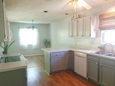 6463 Lakota Meadows Dr, Liberty Township, OH 45044 - photo 4