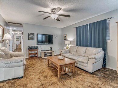 4125 NW 52nd St, Oklahoma City, OK 73112 - photo 6