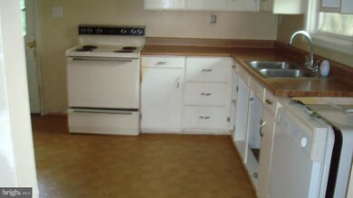 508 4th St, Culpeper, VA 22701 - photo 4