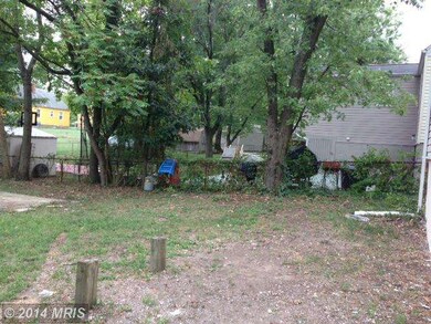 6109 Alpine St, District Heights, MD 20747 - photo 2