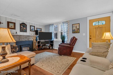 117 W Highland Ave, Atlantic Highlands, NJ 07716 - photo 7