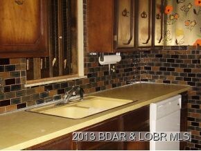 569 Robin Hood Ln, Roach, MO 65787 - photo 6